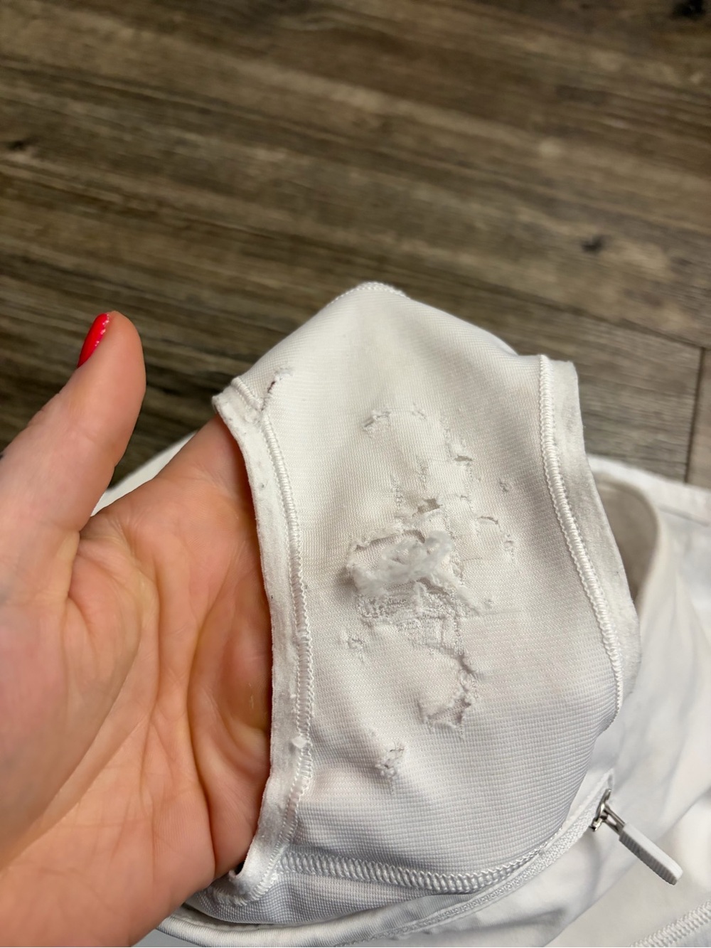Lululemon Speed Up High-Rise Short *2.5"
(White) Size 2 - Picture 7 of 9